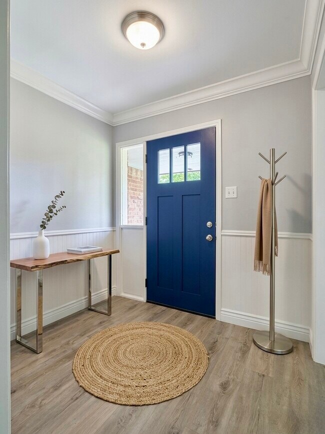 Foto del edificio - 14011 Wickersham Ln