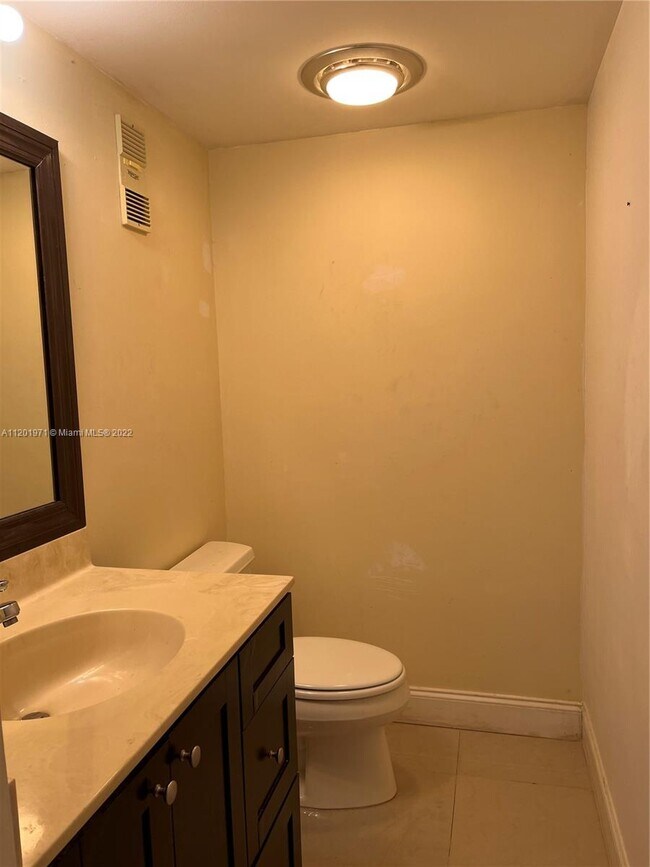 Foto del edificio - 8401 SW 107th Ave