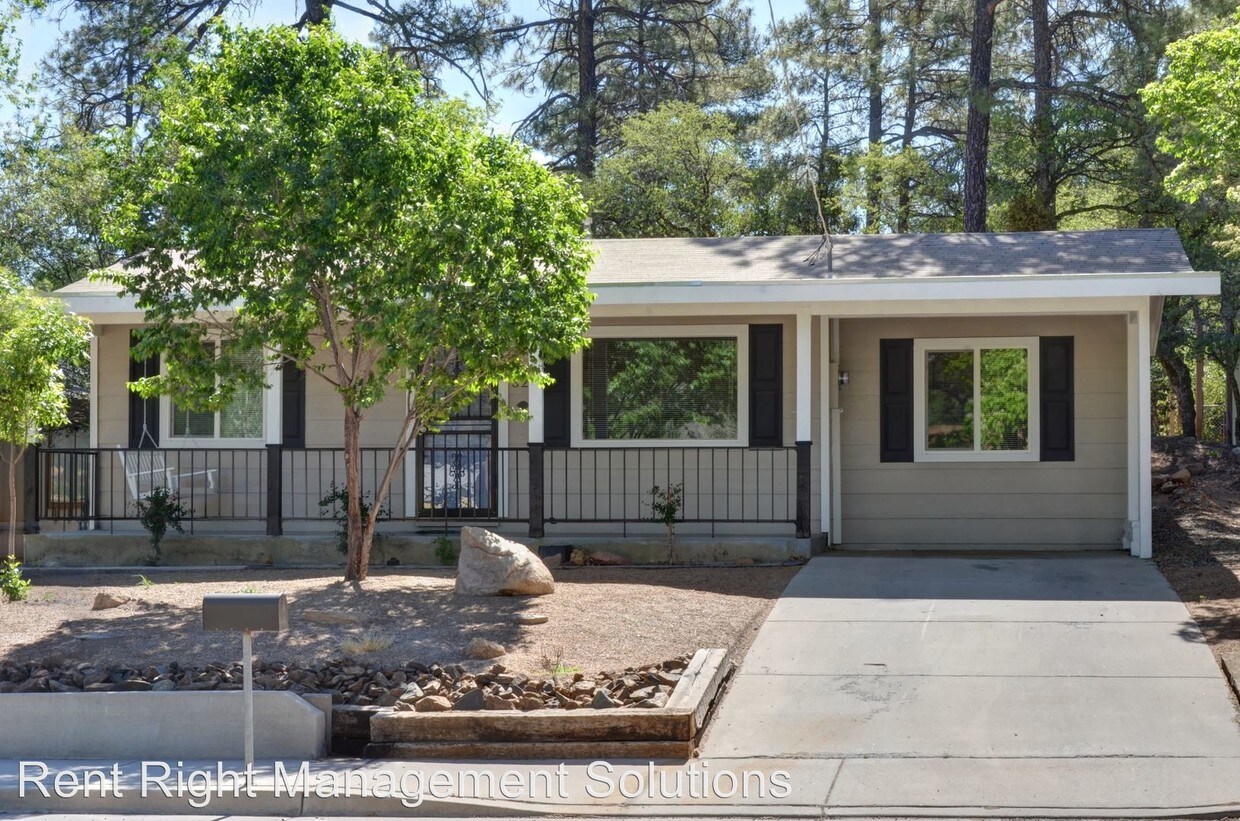 Primary Photo - 3 br, 1 bath House - 325 Gail Gardner