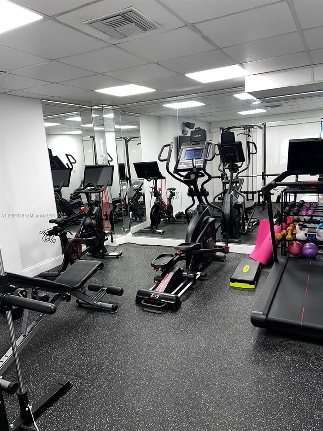 Foto del edificio - 1455 N Treasure Dr