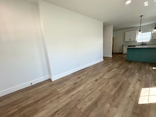 Foto del edificio - Stunning 2 bedroom 1 bathroom home In Kendall-Whittier district of Tulsa!