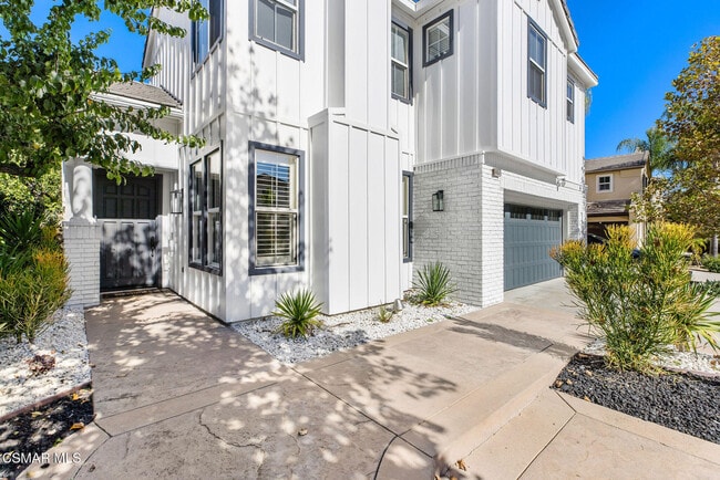 Building Photo - 6051 Caledonia Ct