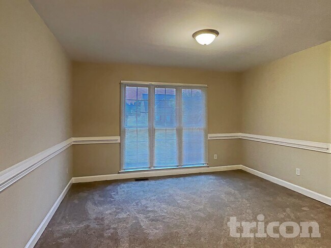 Foto del edificio - 618 Tillman Ct