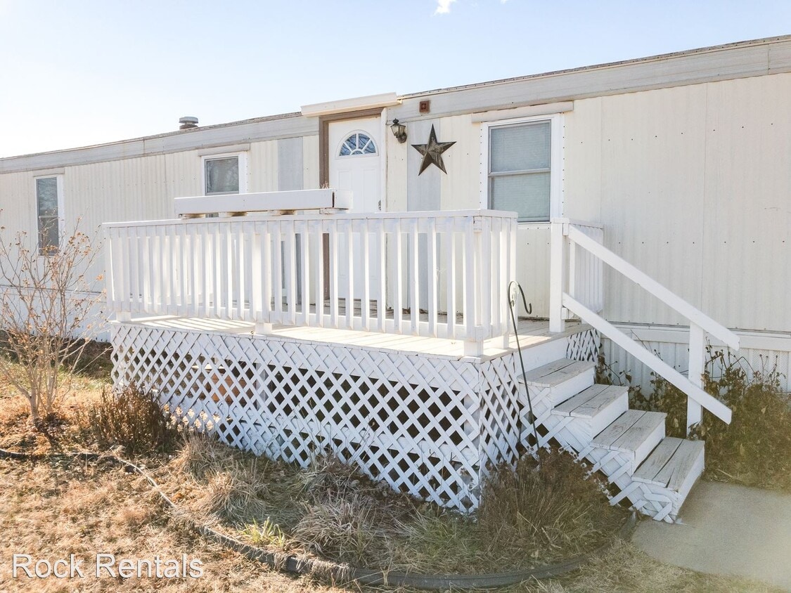 3 br, 2 bath House 9115 S Riverton Rd House Rental in Partridge, KS