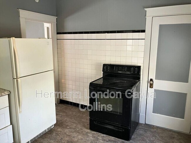 Building Photo - 10234 Toelle Ln