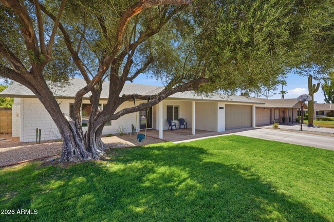 Building Photo - 4234 E Winnetka Dr