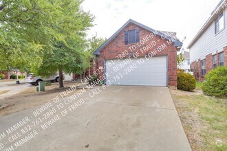 Building Photo - 11528 Gloriosa Dr