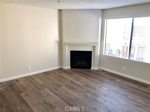 Foto del edificio - 14082 Edwards St