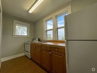 Building Photo - 709 Willard St
