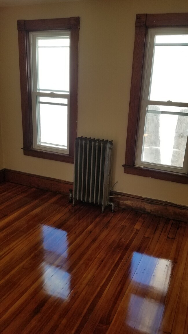 Foto del edificio - 14 Bardwell St