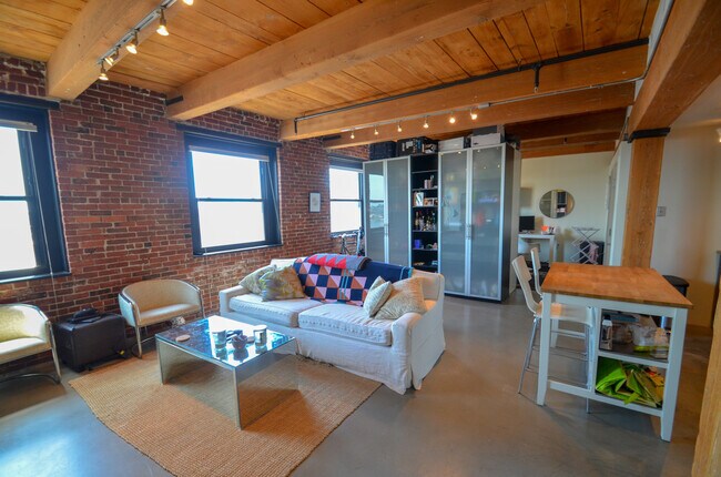 Foto del edificio - 90 Wareham St