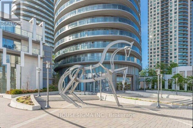 Photo du bâtiment - 4033-4033 Hurontario St