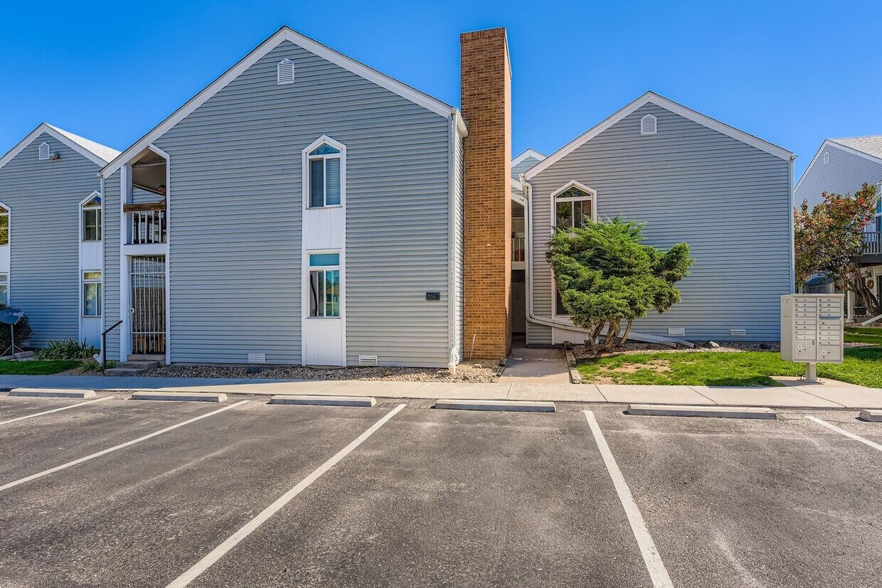 Foto principal - Beautiful & Modern 2 bedroom in Denver!