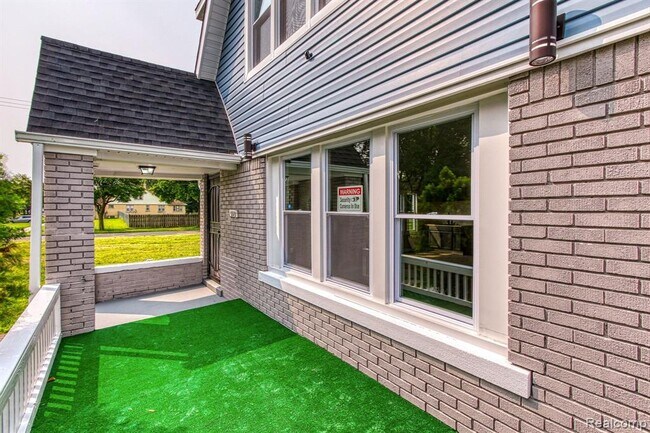 Foto del edificio - 5519 Eastlawn St