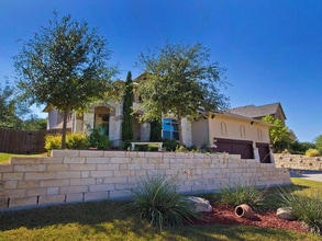 Building Photo - 271 Longmont Ln