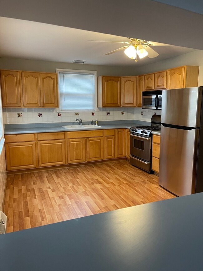 Foto del edificio - 14242 S Elm St
