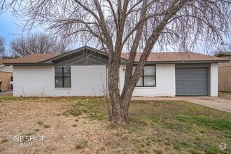 Building Photo - 1718 N Mockingbird Ln