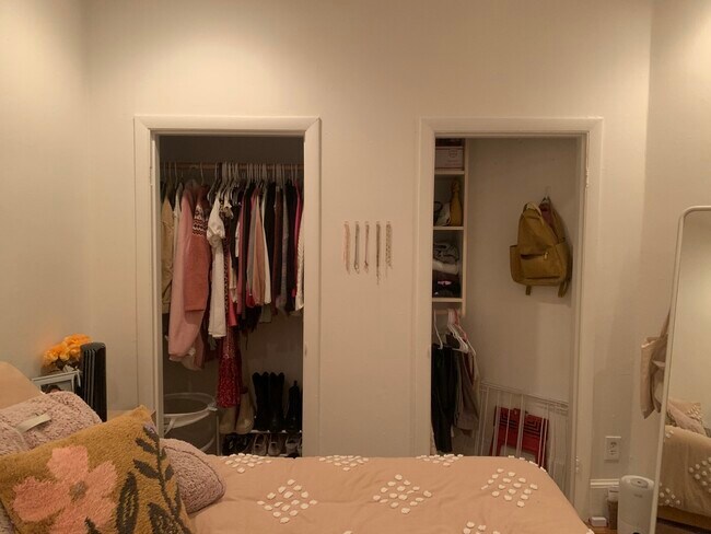 Foto del edificio - 45 Westland Ave