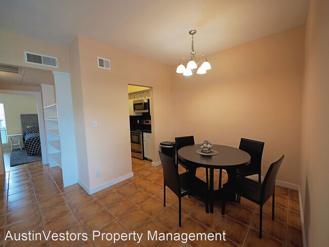 Foto del edificio - 1 br, 1 bath House - 1509 W 39th 1/2 St #207