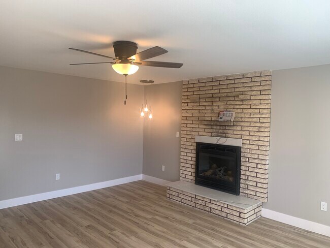 Foto del edificio - 3128 Greenwood Ave