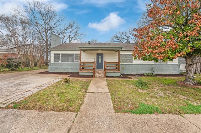 Foto principal - 109 W 11th St