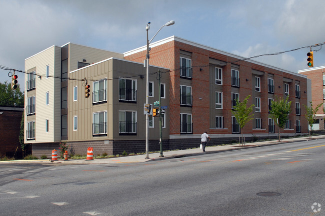 Foto del edificio - North Avenue Gateway