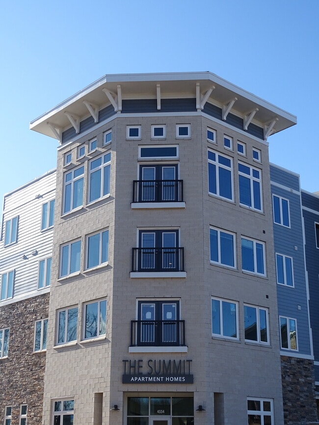 The Summit Apartment Homes Apartments Crozet, VA