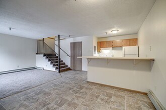 Building Photo - 434 1st Ave NE