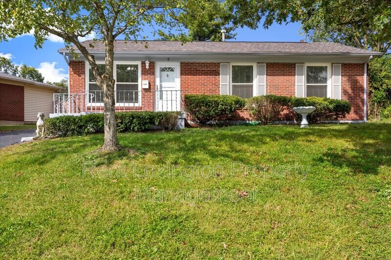 Primary Photo - 521 Folkstone Dr