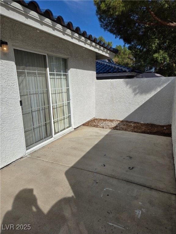 Building Photo - 2132 Willowbury Dr