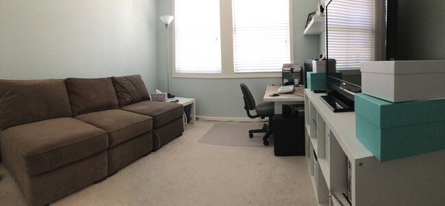 2nd bedroom - 3265 Monaghan St