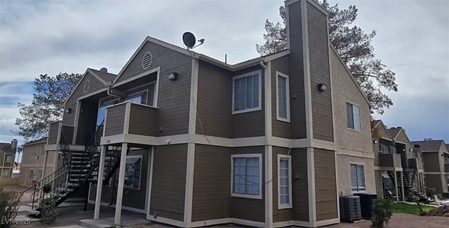 Building Photo - 2722 Alicialynn Way