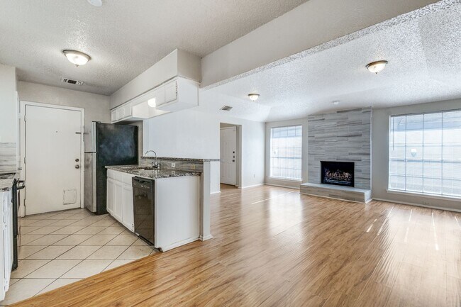 Foto del edificio - 7406 Amherst Dr