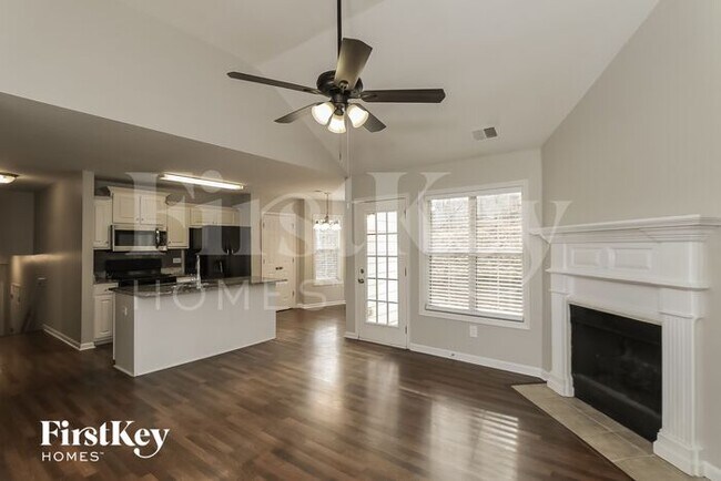 Foto del edificio - 3941 McGuire Way