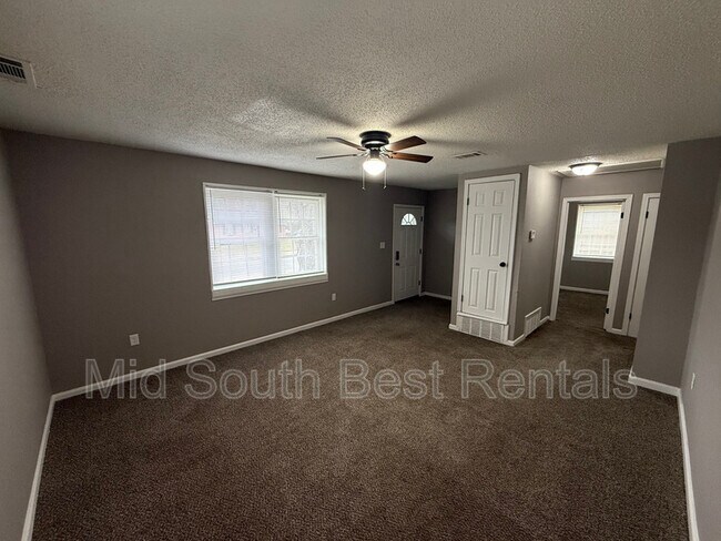 Foto del edificio - 2822 Brewer Ave