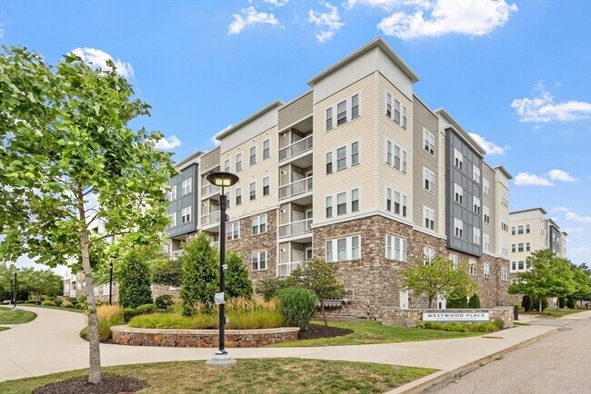 Foto del edificio - 120 University Ave