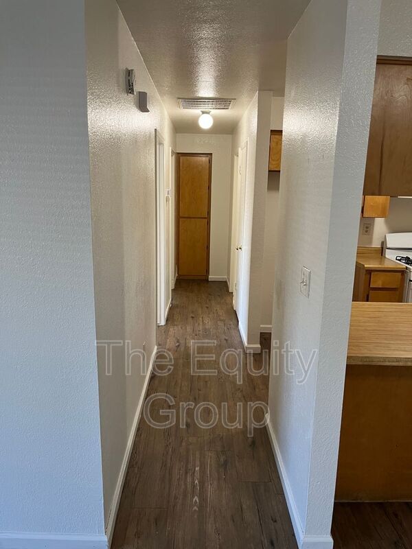 Foto del edificio - 206 E Mill Ave