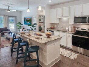 Building Photo - Flagler Crossing