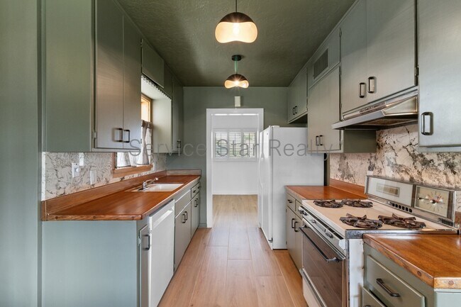 Foto del edificio - 3215 N 20th Pl