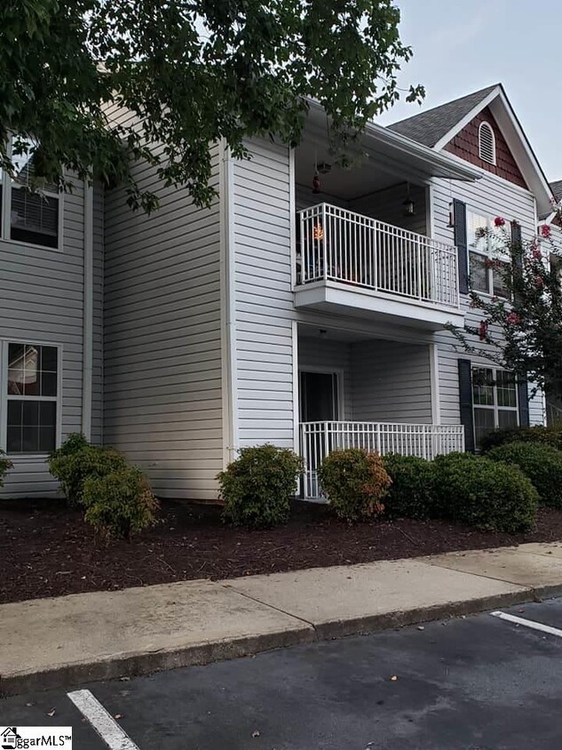 Primary Photo - 4614 Old Spartanburg Rd