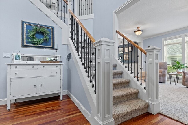 Building Photo - Desirable Oregon City / Luxury Home, High End Amenities, Central Air, Central Vac, Tank-less Hot ...