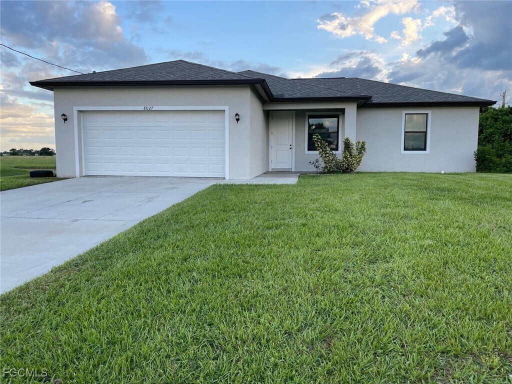 Foto principal - 8027 Buttercup Cir