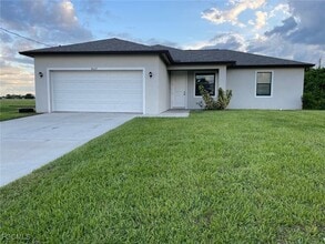Building Photo - 8027 Buttercup Cir
