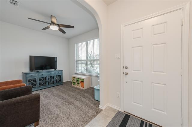 Foto del edificio - 225 Red Fox Ln