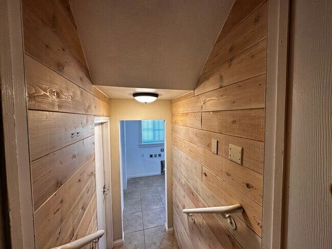Building Photo - Coming soon!!!!! Imagine coming home to a ...