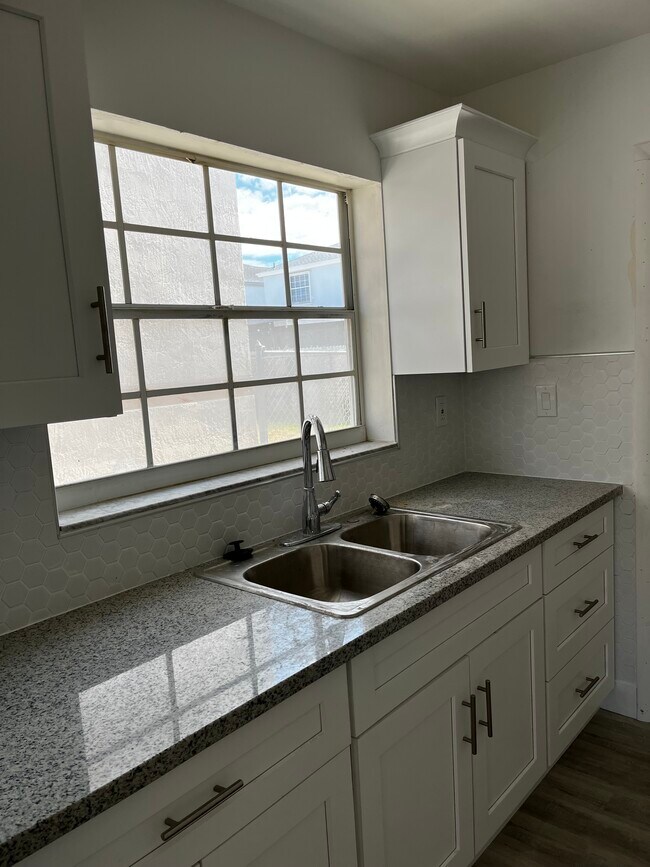 Foto del edificio - 13926 SW 160th Ter