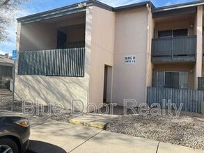 Building Photo - 4601 Carlisle Blvd NE