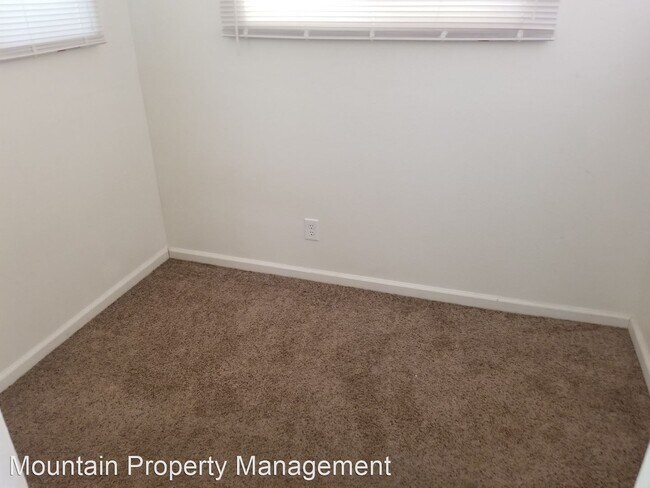 Foto del edificio - 1 br, 1 bath House - 653 Knoll Drive
