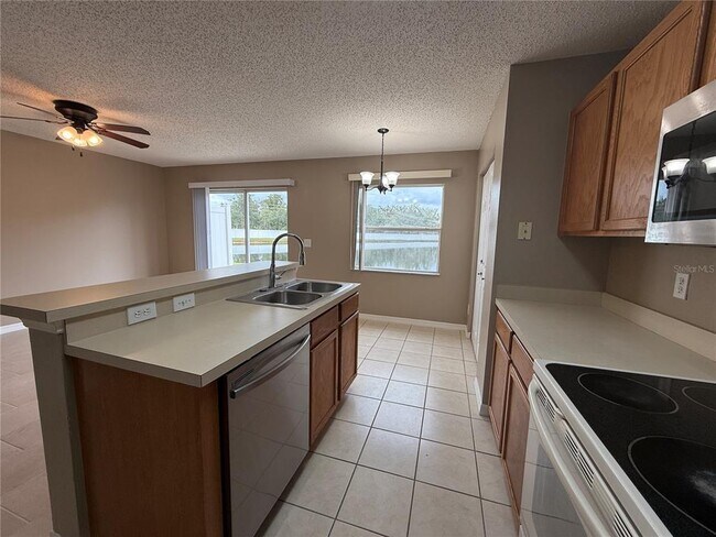 Foto del edificio - 4328 Winding River Way