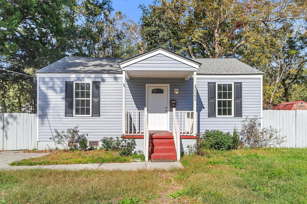 Foto principal - Charming North Charleston Home